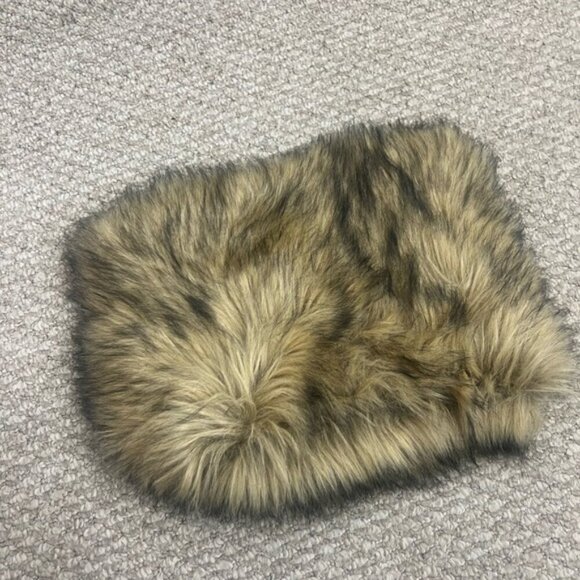 Jillian Harris  for privilege priv faux fur neck warmer infinity scarf NWT - Picture 1 of 4
